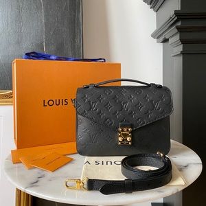 Louis Vuitton Pochette Metis Empreinte Black